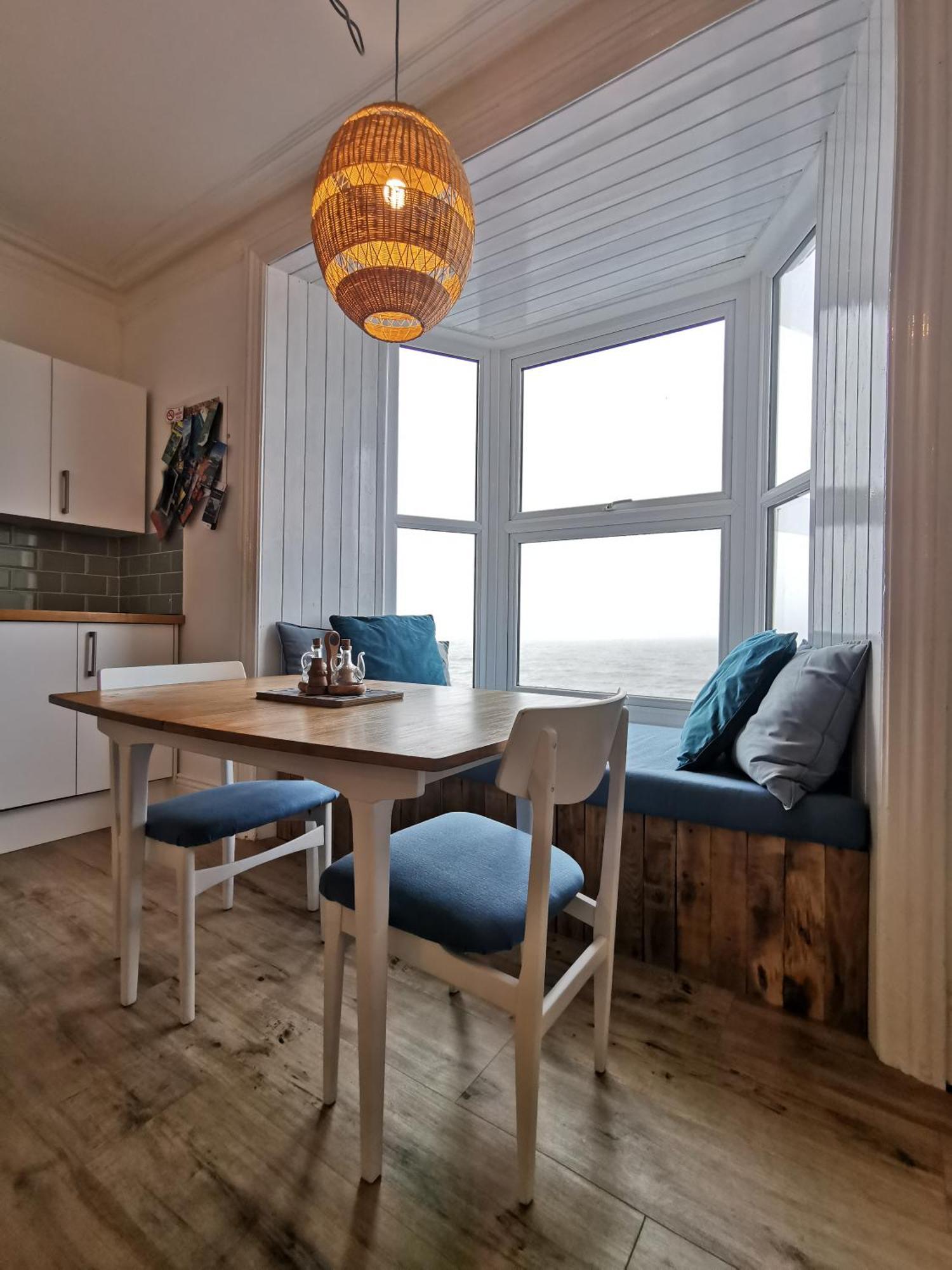 Lovely Seafront 2 Bed Flat In Аберистуит Экстерьер фото